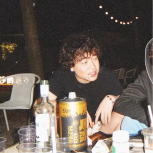 希腊毛茸茸的逼射精
