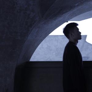 希腊毛茸茸的逼射精
